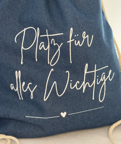 Nachhaltige Denimtasche, Kordelzugtasche in blau "Platz für alles Wichtige"