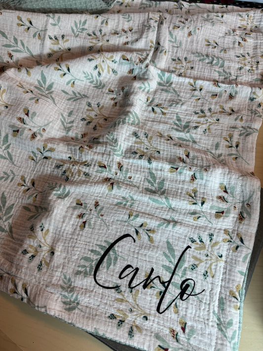 Babydecke Musselin „Willow“ – personalisiert mit Name