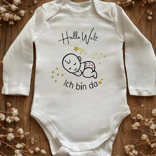 Babybody „Hallo Welt – Ich bin da“ | personalisierbar mit Name & handgeplottet | Mädchen & Jungen Design
