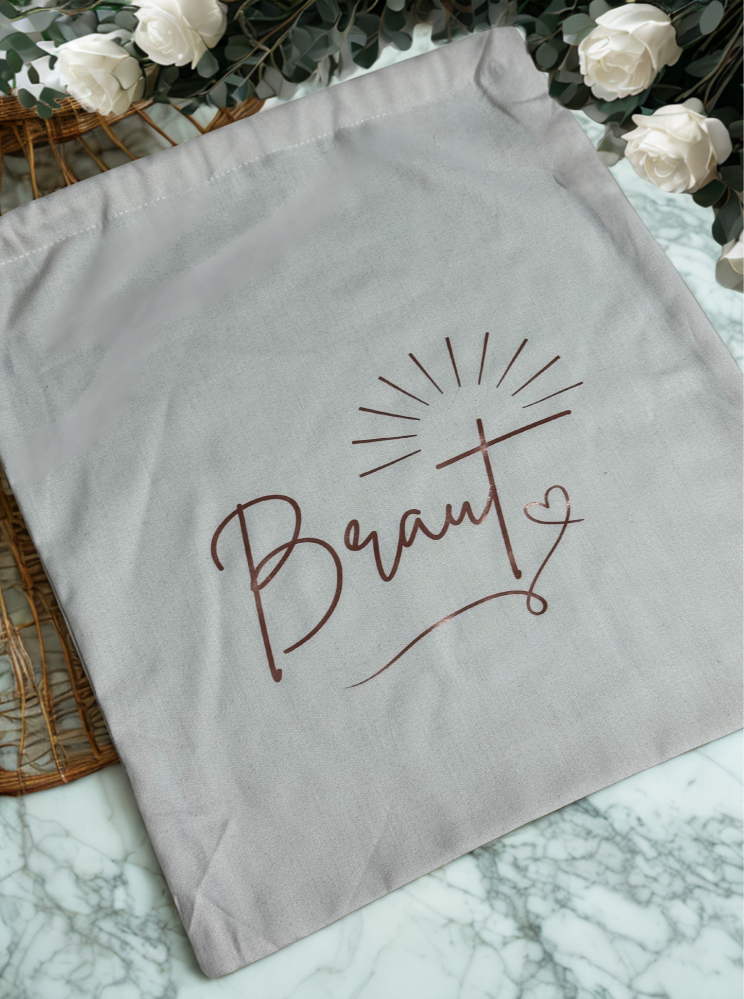 Nachhaltige Kordelzugtasche, JGA-Beutel in weiß "Braut"