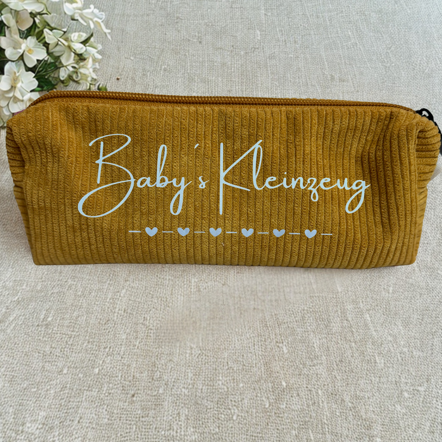 Cordtasche „Baby’s Kleinzeug“ | Organizer für Wickeltasche | Geschenk zur Geburt | 5 Farben