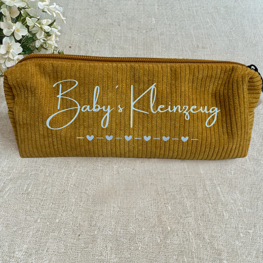 Cordtasche „Baby’s Kleinzeug“ | Organizer für Wickeltasche | Geschenk zur Geburt | 5 Farben