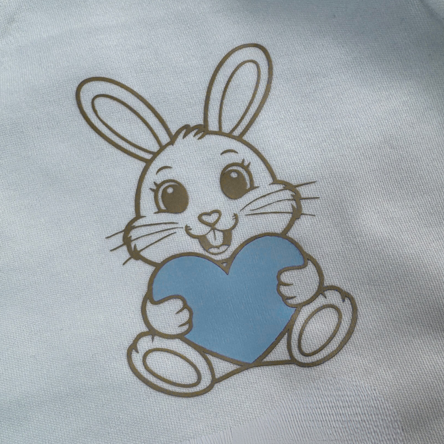Personalisierter Baby Body Hase mit Herz & Namen