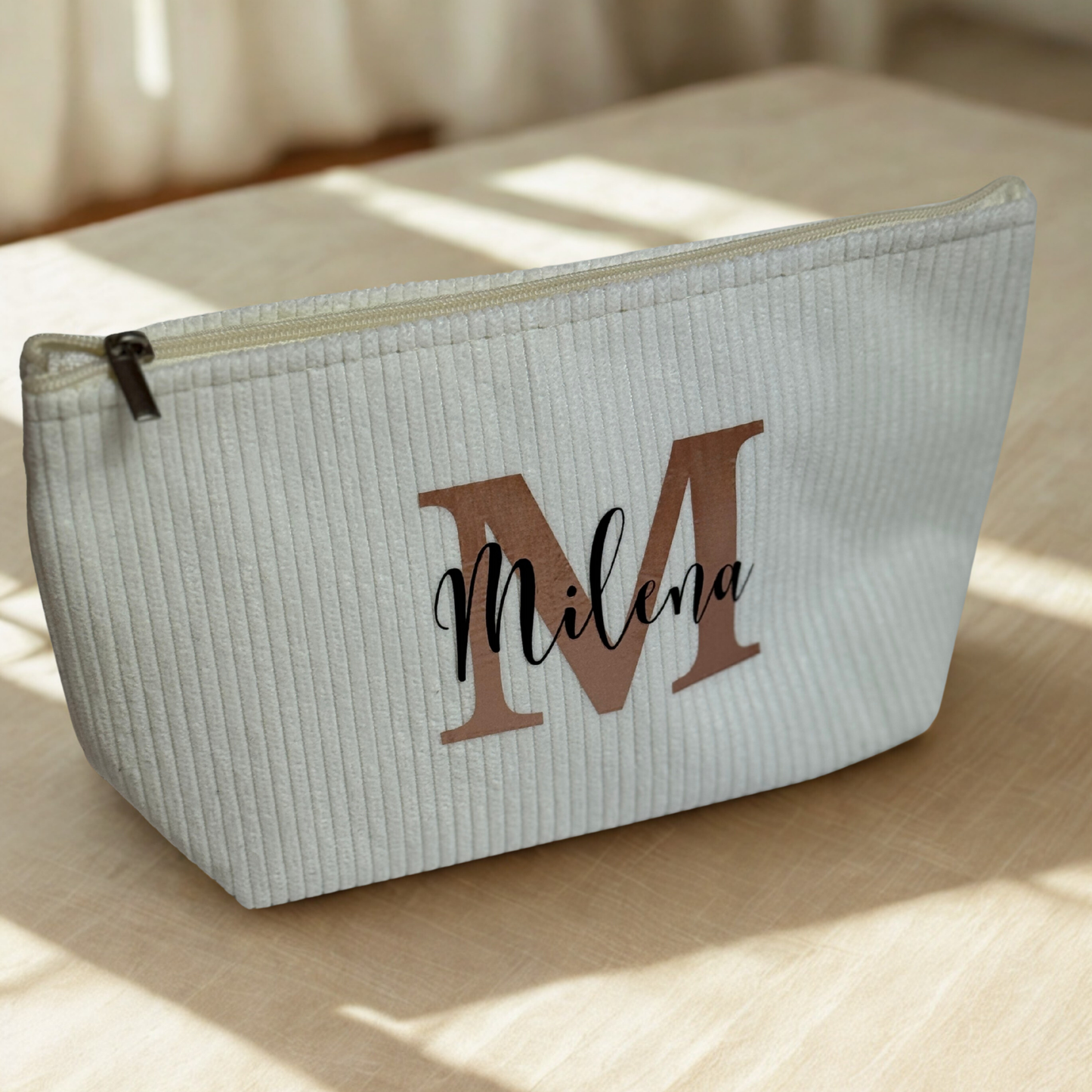 Personalisierte Cord-Kosmetiktasche mit Initial & Name