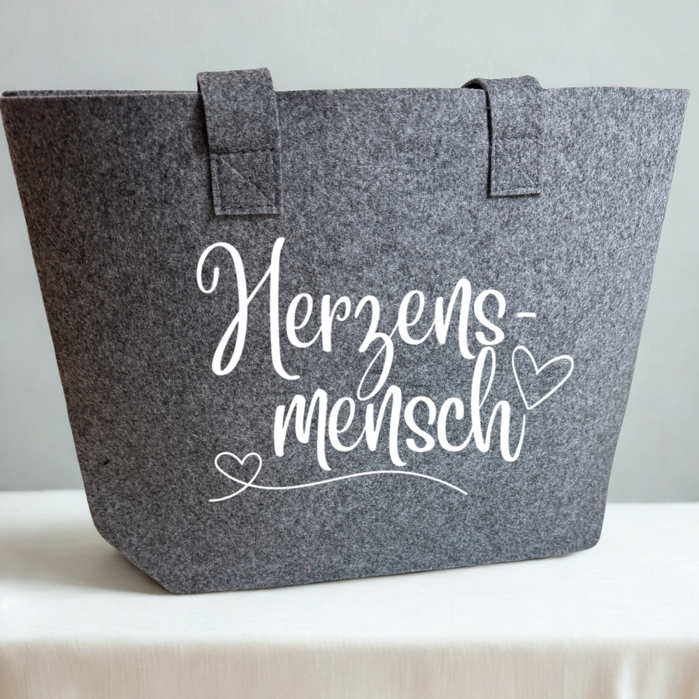 Nachhaltige Filztasche „Herzensmensch”