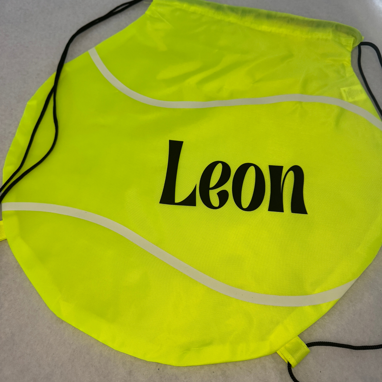 Turnbeutel Tennisball | personalisierbarer Sportbeutel in Ballform